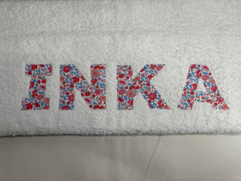Inka in Delightful Dahlias - Bath Sheet