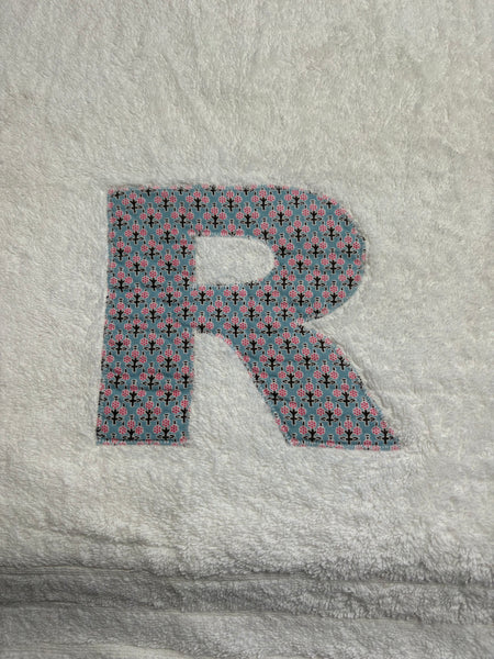 R in Blooming Blossoms - Bath Towel